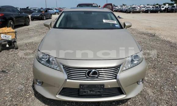 Buy New Lexus ES Beige Car in Badagry in Lagos State Buy New Lexus ES Beige Car in Badagry in Lagos State