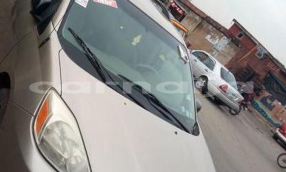Buy Used Toyota Sienna Brown Car in Surulere in Lagos State Buy Used Toyota Sienna Brown Car in Surulere in Lagos State