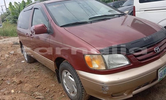 Buy Used Toyota Sienna Red Car in Abuja in Lagos State