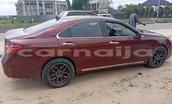 Acheter Occasion Voiture Lexus ES 300 Rouge à Abakaliki, État d'Ebonyi Acheter Occasion Voiture Lexus ES 300 Rouge à Abakaliki, État d'Ebonyi