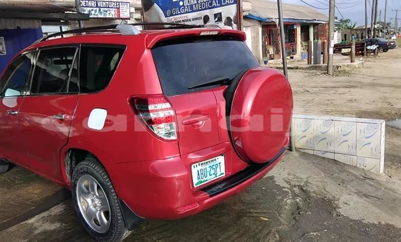 Acheter Occasion Voiture Toyota RAV4 Rouge à Abuja, État de Lagos Acheter Occasion Voiture Toyota RAV4 Rouge à Abuja, État de Lagos