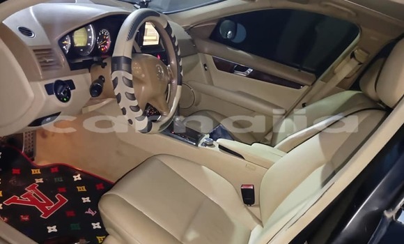 Acheter Occasion Voiture Mercedes-Benz C–Class Noir à Abuja, État de Lagos Acheter Occasion Voiture Mercedes-Benz C–Class Noir à Abuja, État de Lagos