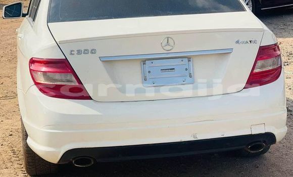 Acheter Occasion Voiture Mercedes-Benz C–Class Blanc à Abuja, État de Lagos Acheter Occasion Voiture Mercedes-Benz C–Class Blanc à Abuja, État de Lagos