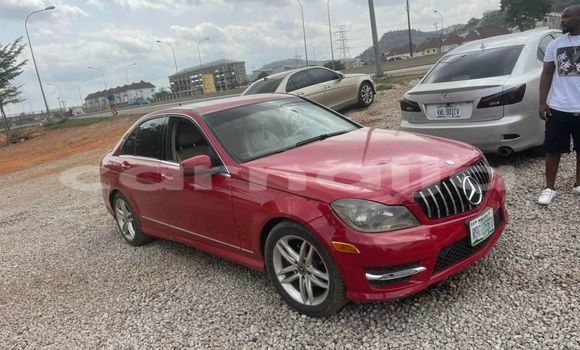 Acheter Occasion Voiture Mercedes-Benz C–Class Rouge à Abuja, État de Lagos Acheter Occasion Voiture Mercedes-Benz C–Class Rouge à Abuja, État de Lagos