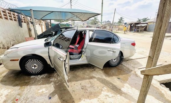 Acheter Occasion Voiture Lexus ES 300 Blanc à Abuja, État de Lagos Acheter Occasion Voiture Lexus ES 300 Blanc à Abuja, État de Lagos