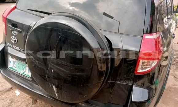 Acheter Occasion Voiture Toyota RAV4 Noir à Abakaliki, État d'Ebonyi Acheter Occasion Voiture Toyota RAV4 Noir à Abakaliki, État d'Ebonyi