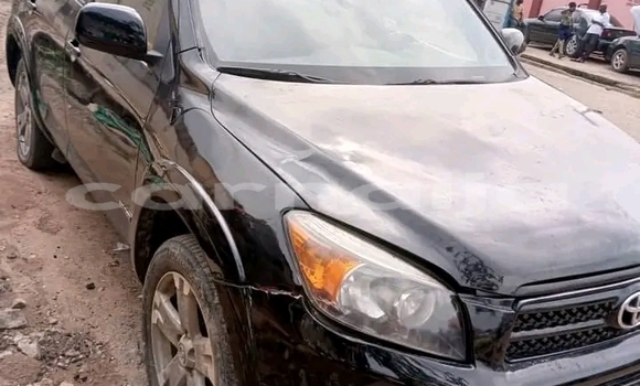 Acheter Occasion Voiture Toyota RAV4 Noir à Abakaliki, État d'Ebonyi Acheter Occasion Voiture Toyota RAV4 Noir à Abakaliki, État d'Ebonyi
