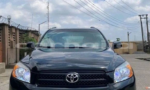 Buy Used Toyota RAV4 Black Car in Agbor in Delta State Buy Used Toyota RAV4 Black Car in Agbor in Delta State