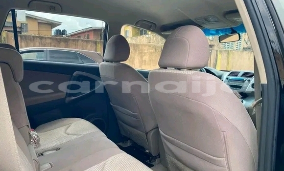 Buy Used Toyota RAV4 Black Car in Agbor in Delta State Buy Used Toyota RAV4 Black Car in Agbor in Delta State