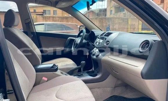Buy Used Toyota RAV4 Black Car in Agbor in Delta State Buy Used Toyota RAV4 Black Car in Agbor in Delta State