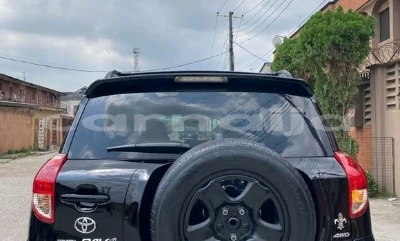 Buy Used Toyota RAV4 Black Car in Agbor in Delta State Buy Used Toyota RAV4 Black Car in Agbor in Delta State