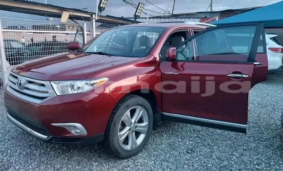 Acheter Occasion Voiture Toyota Avalon Rouge à Omuo, Ekiti Acheter Occasion Voiture Toyota Avalon Rouge à Omuo, Ekiti