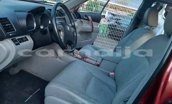 Acheter Occasion Voiture Toyota Avalon Rouge à Omuo, Ekiti Acheter Occasion Voiture Toyota Avalon Rouge à Omuo, Ekiti