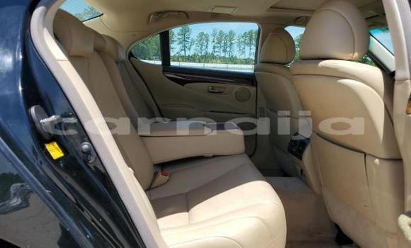 Buy New Lexus LS Black Car in Badagry in Lagos State Buy New Lexus LS Black Car in Badagry in Lagos State