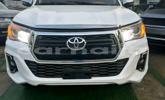 Buy Used Toyota Hilux White Car in Abuja in Lagos State