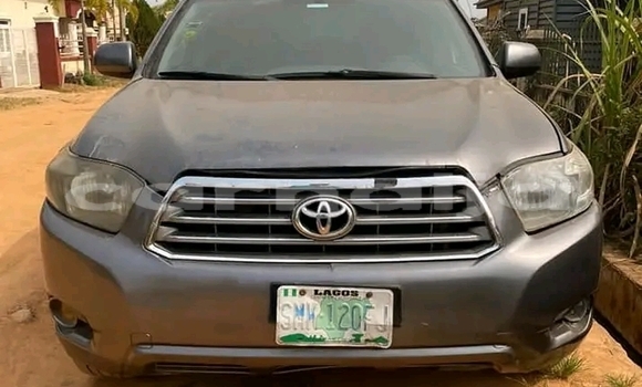 Acheter Occasion Voiture Toyota Highlander Autre à Abak, État d'Akwa Ibom Acheter Occasion Voiture Toyota Highlander Autre à Abak, État d'Akwa Ibom