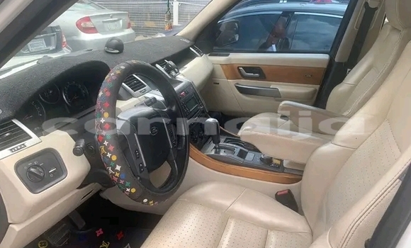 Acheter Occasion Voiture Range Rover Range Rover Blanc à Abak, État d'Akwa Ibom Acheter Occasion Voiture Range Rover Range Rover Blanc à Abak, État d'Akwa Ibom
