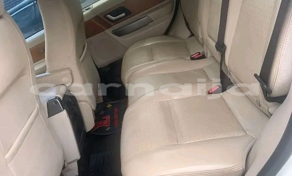 Acheter Occasion Voiture Range Rover Range Rover Blanc à Abak, État d'Akwa Ibom Acheter Occasion Voiture Range Rover Range Rover Blanc à Abak, État d'Akwa Ibom