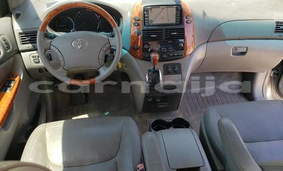 Buy New Toyota Sienna Silver Car in Badagry in Lagos State Buy New Toyota Sienna Silver Car in Badagry in Lagos State