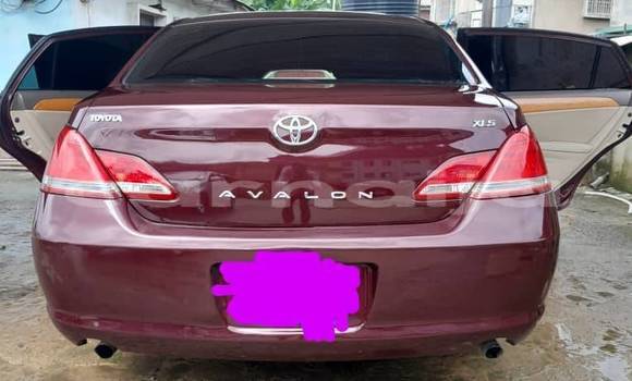 Acheter Occasion Voiture Toyota Avalon Rouge à Abaji, Territoire de la capitale fédérale