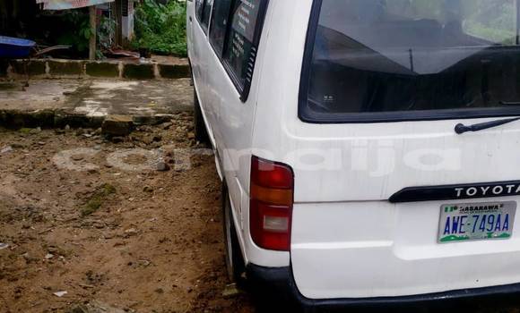 Buy Used Toyota Hiace White Car in Abagana in Anambra State Buy Used Toyota Hiace White Car in Abagana in Anambra State