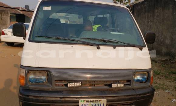 Buy Used Toyota Hiace White Car in Abagana in Anambra State Buy Used Toyota Hiace White Car in Abagana in Anambra State