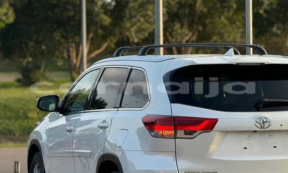 Acheter Occasion Voiture Toyota Highlander Blanc à Abuja, État de Lagos Acheter Occasion Voiture Toyota Highlander Blanc à Abuja, État de Lagos