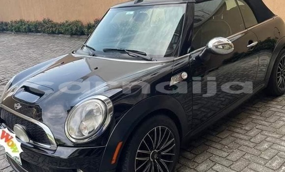 Acheter Occasion Voiture Suzuki Solio Noir à Abak, État d'Akwa Ibom
