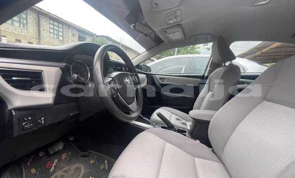 Acheter Occasion Voiture Toyota Camry Blanc à Abuja, État de Lagos Acheter Occasion Voiture Toyota Camry Blanc à Abuja, État de Lagos