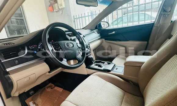 Acheter Occasion Voiture Toyota Camry Blanc à Abuja, État de Lagos Acheter Occasion Voiture Toyota Camry Blanc à Abuja, État de Lagos