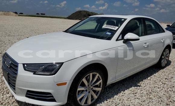 Acheter Neuf Voiture Audi A4 Blanc à Badagry, État de Lagos Acheter Neuf Voiture Audi A4 Blanc à Badagry, État de Lagos