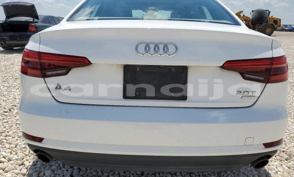Acheter Neuf Voiture Audi A4 Blanc à Badagry, État de Lagos Acheter Neuf Voiture Audi A4 Blanc à Badagry, État de Lagos