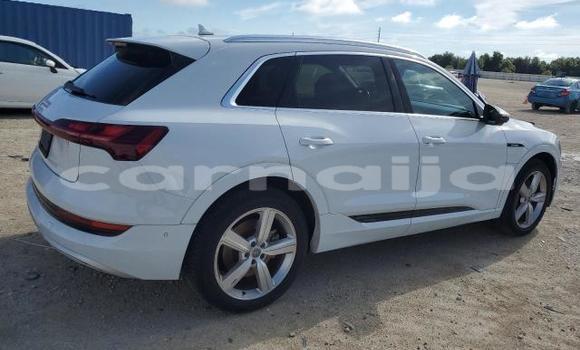 Buy New Audi Cabriolet White Car in Badagry in Lagos State Buy New Audi Cabriolet White Car in Badagry in Lagos State