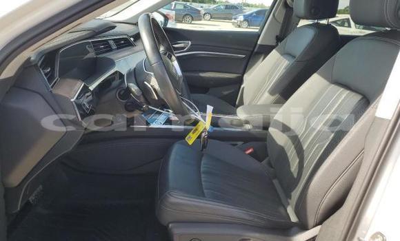 Buy New Audi Cabriolet White Car in Badagry in Lagos State Buy New Audi Cabriolet White Car in Badagry in Lagos State