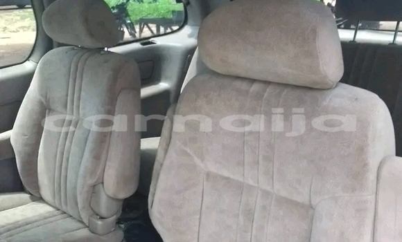 Acheter Occasion Voiture Toyota Sienna Rouge à Abuja, État de Lagos Acheter Occasion Voiture Toyota Sienna Rouge à Abuja, État de Lagos