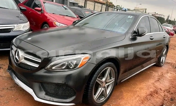 Acheter Occasion Voiture Mercedes-Benz C–Class Noir à Abuja, État de Lagos Acheter Occasion Voiture Mercedes-Benz C–Class Noir à Abuja, État de Lagos