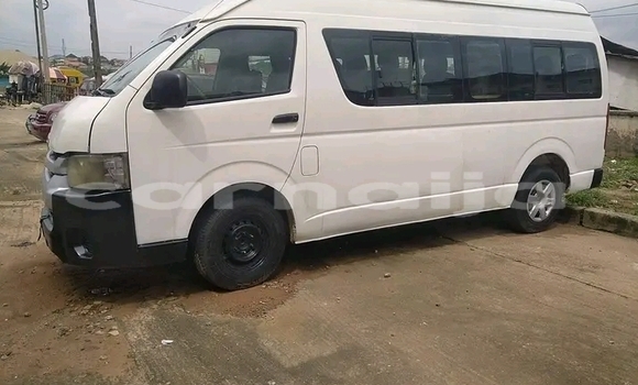 Acheter Occasion Voiture Toyota Hiace Blanc à Abudu, Edo Acheter Occasion Voiture Toyota Hiace Blanc à Abudu, Edo