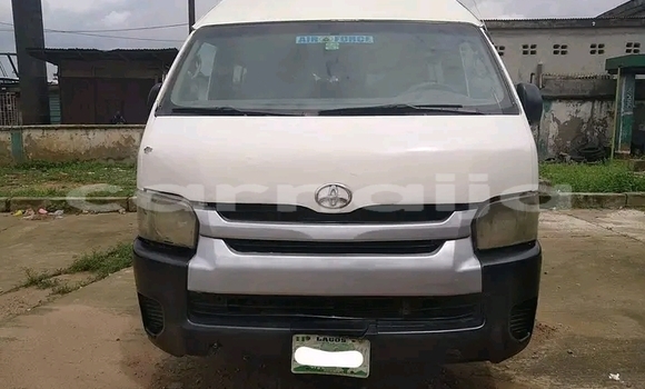 Acheter Occasion Voiture Toyota Hiace Blanc à Abudu, Edo Acheter Occasion Voiture Toyota Hiace Blanc à Abudu, Edo