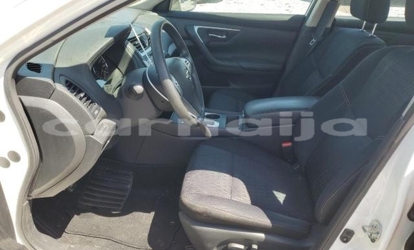 Acheter Neuf Voiture Nissan Altima Blanc à Badagry, État de Lagos Acheter Neuf Voiture Nissan Altima Blanc à Badagry, État de Lagos