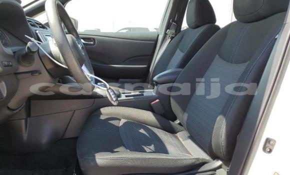 Acheter Neuf Voiture Nissan Leaf Blanc à Badagry, État de Lagos Acheter Neuf Voiture Nissan Leaf Blanc à Badagry, État de Lagos