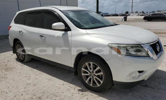 Acheter Neuf Voiture Nissan Pathfinder Blanc à Badagry, État de Lagos Acheter Neuf Voiture Nissan Pathfinder Blanc à Badagry, État de Lagos