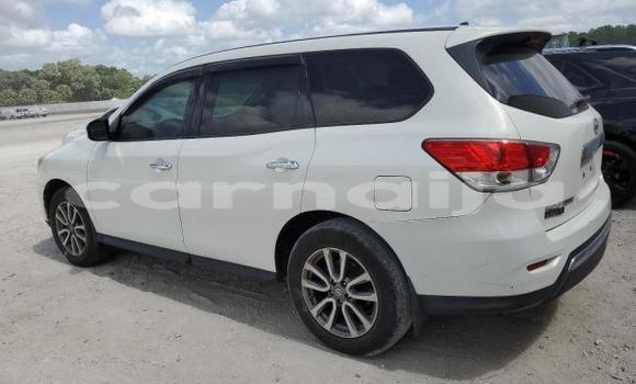 Acheter Neuf Voiture Nissan Pathfinder Blanc à Badagry, État de Lagos Acheter Neuf Voiture Nissan Pathfinder Blanc à Badagry, État de Lagos