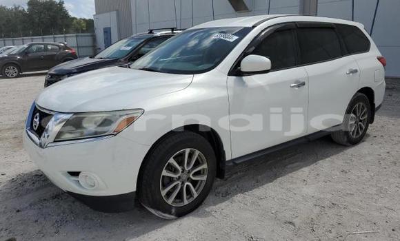 Acheter Neuf Voiture Nissan Pathfinder Blanc à Badagry, État de Lagos Acheter Neuf Voiture Nissan Pathfinder Blanc à Badagry, État de Lagos