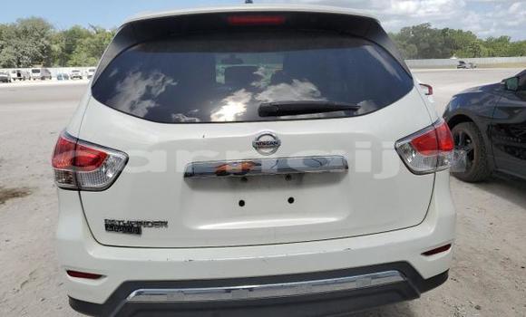 Acheter Neuf Voiture Nissan Pathfinder Blanc à Badagry, État de Lagos Acheter Neuf Voiture Nissan Pathfinder Blanc à Badagry, État de Lagos