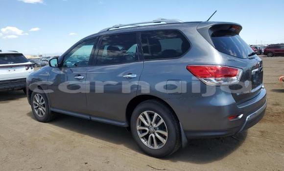 Buy New Nissan Pathfinder Silver Car in Badagry in Lagos State Buy New Nissan Pathfinder Silver Car in Badagry in Lagos State
