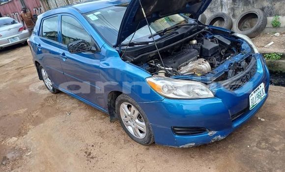 Acheter Occasion Voiture Toyota Matrix Bleu à Abak, État d'Akwa Ibom