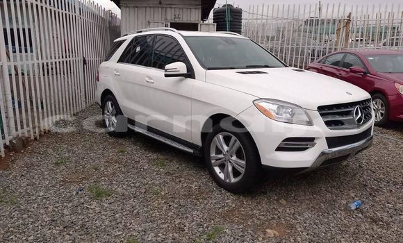 Buy Used Mercedes-Benz ML–Class White Car in Abak in Akwa Ibom State Buy Used Mercedes-Benz ML–Class White Car in Abak in Akwa Ibom State