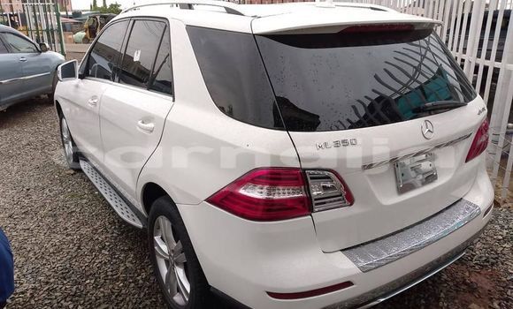 Buy Used Mercedes-Benz ML–Class White Car in Abak in Akwa Ibom State Buy Used Mercedes-Benz ML–Class White Car in Abak in Akwa Ibom State
