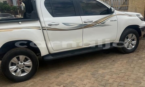 Acheter Occasion Voiture Toyota Hilux Blanc à Abuja, État de Lagos