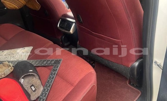 Acheter Occasion Voiture Toyota Hilux Blanc à Abuja, État de Lagos Acheter Occasion Voiture Toyota Hilux Blanc à Abuja, État de Lagos